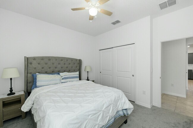 Building Photo - 7288 SW 64th St Rd