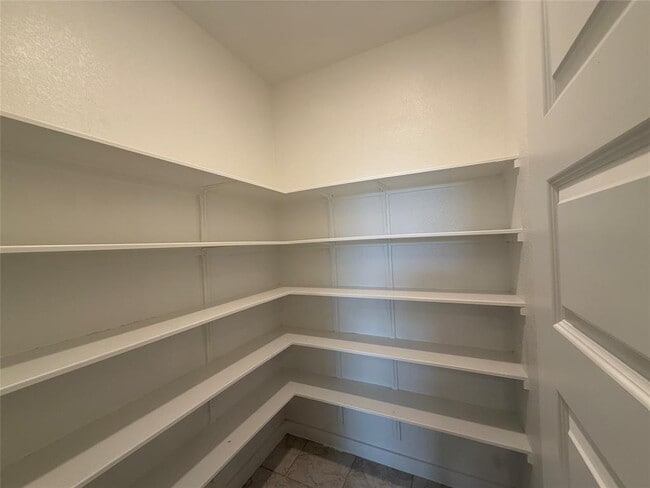 Building Photo - 18300 Emu Ln