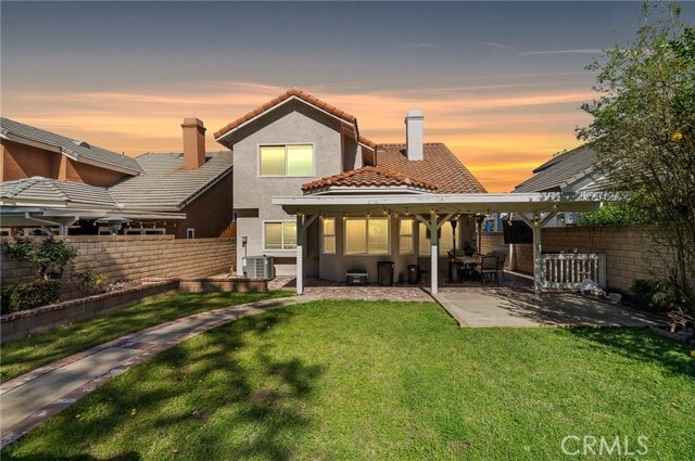 Building Photo - 3099 Oakview Ln