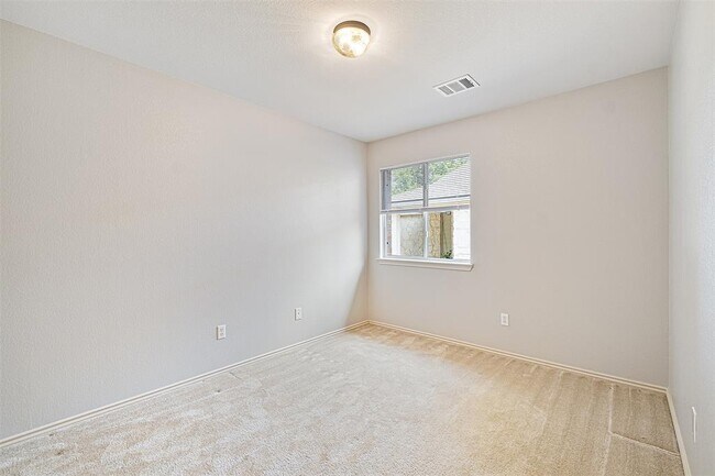 Building Photo - 15020 Hyson Crossing