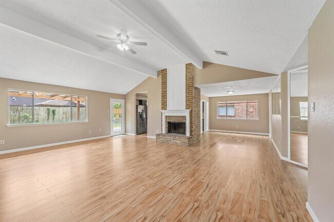 Building Photo - 19511 Westhaven Dr