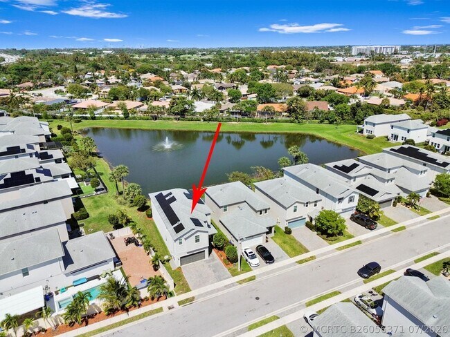 Building Photo - 1826 Lake Cove Dr