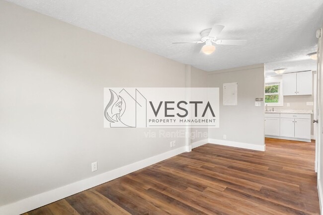 Building Photo - 26 Reid St