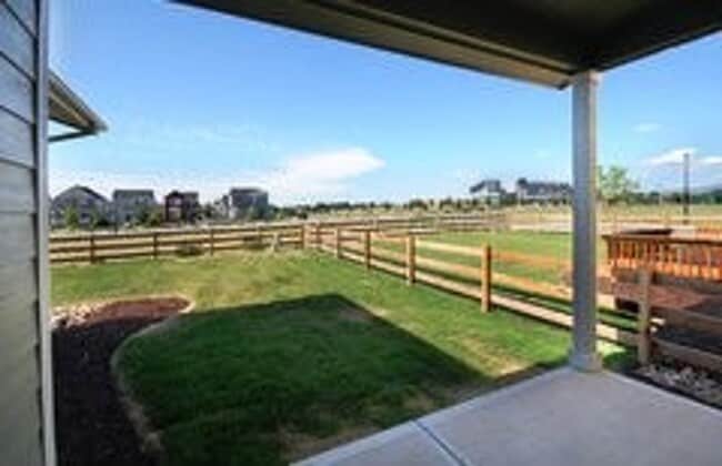 Building Photo - 2127 Cocklebur Ln