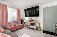 Building Photo - 2015 Dairy Mart Rd