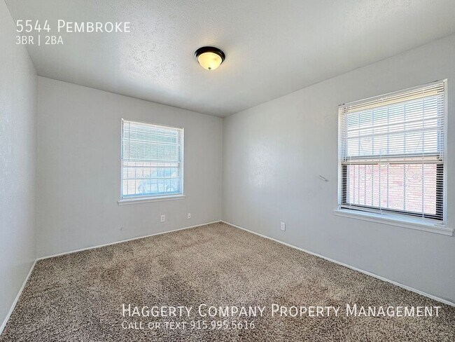 Building Photo - 5544 Pembroke-