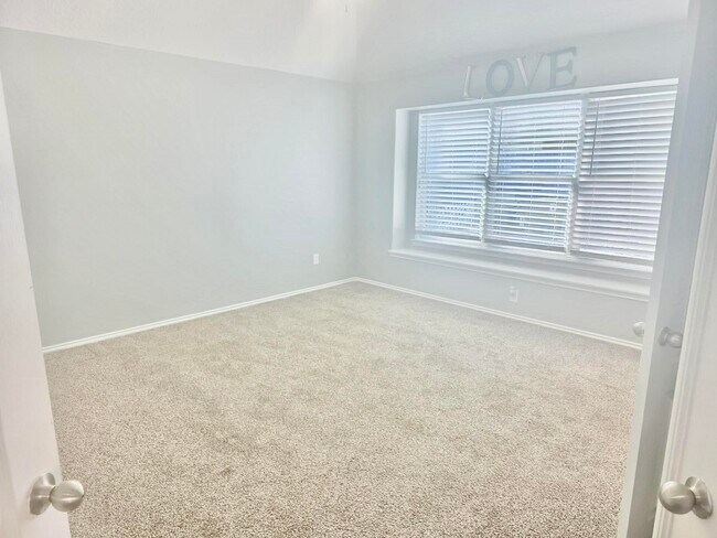 Building Photo - 20419 Canton Trce