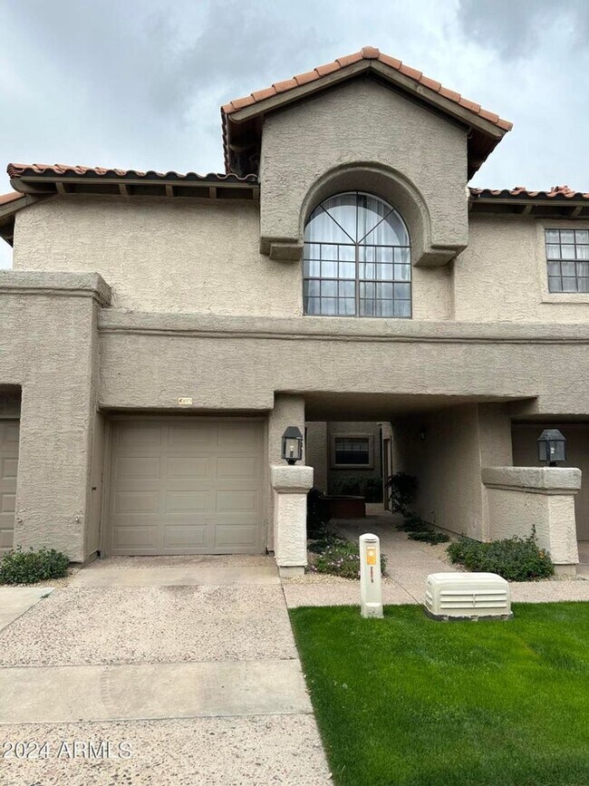 Building Photo - COMING SOON 2-Story Family Townhome in Sco...