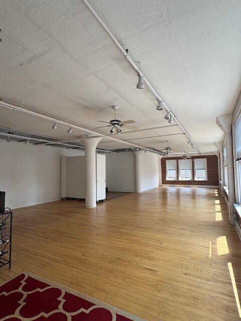 Building Photo - 1709 Washington Ave