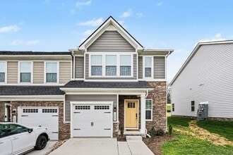 Building Photo - Townhome For Lease - Thompson's station