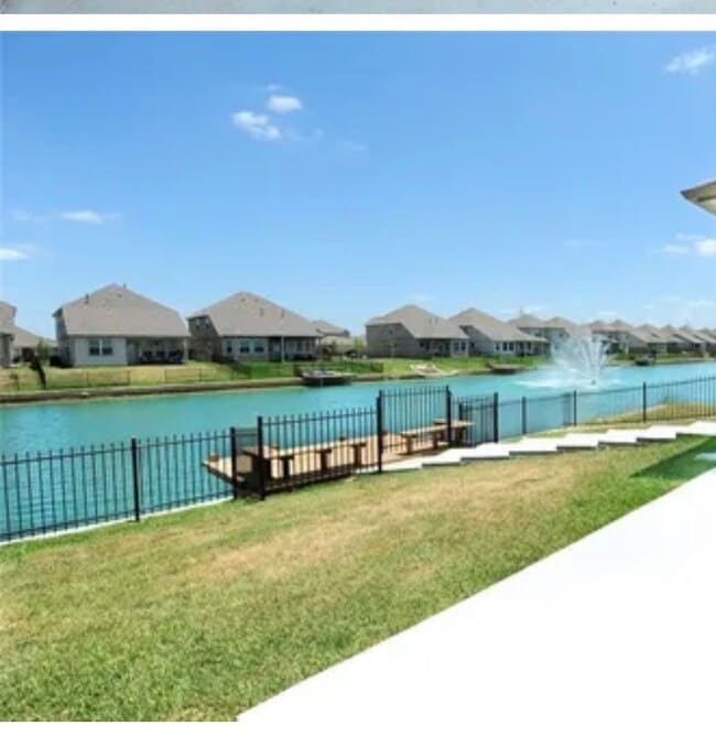 Building Photo - 24914 Adami Veduta Ct