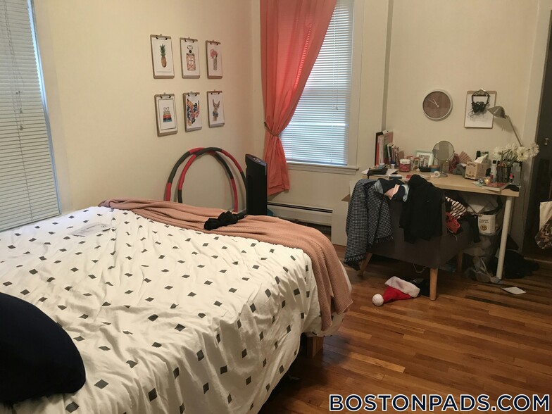 Building Photo - 45 Franklin St