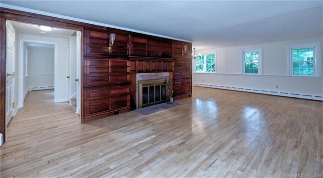 Building Photo - 3 Hilltop Rd