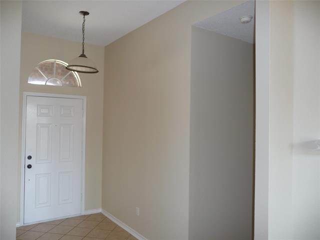 Building Photo - 5601 Tulip Dr