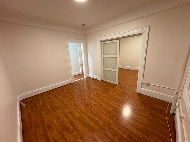 Building Photo - 6414 Park Ave