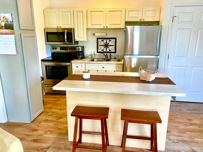 Building Photo - 462 Wind Mill Point Rd