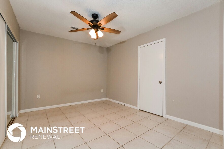 Building Photo - 7736 Fort Sumter Dr