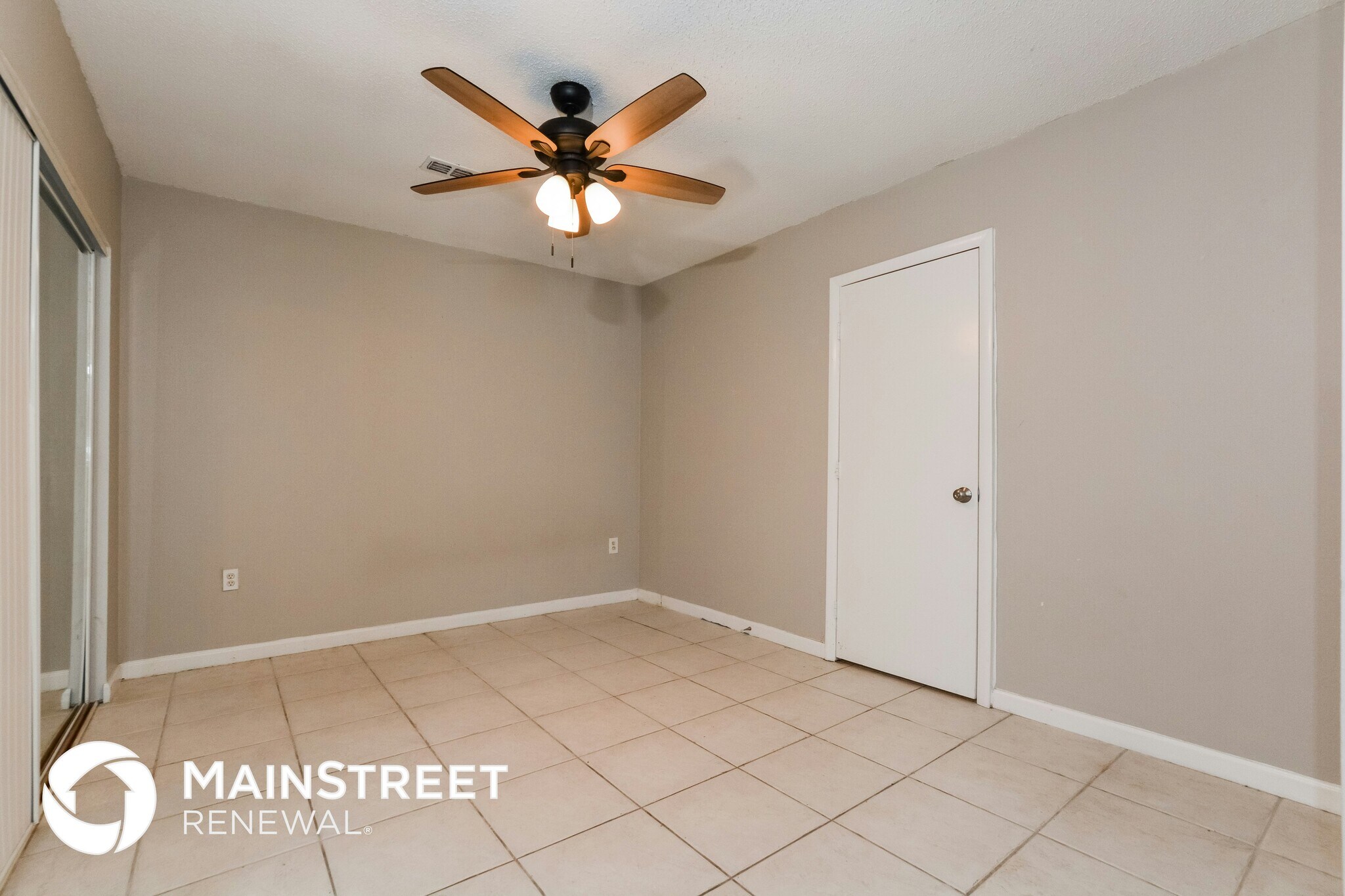 Building Photo - 7736 Fort Sumter Dr