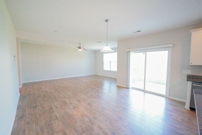 Building Photo - Coming Available!