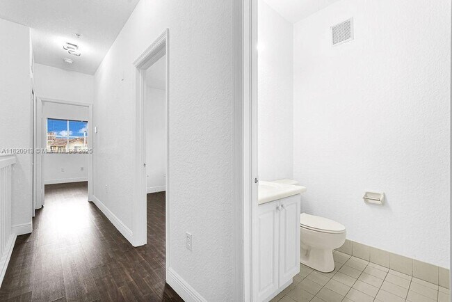 Building Photo - 8882 W Flagler St
