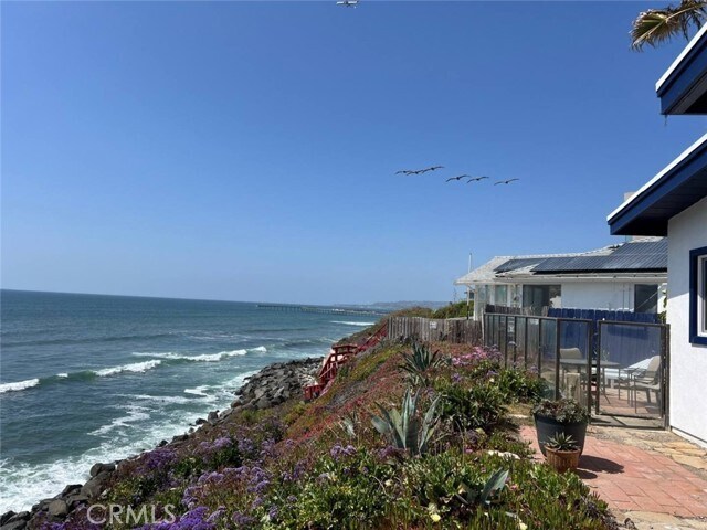 Building Photo - 1561 Ocean Front St