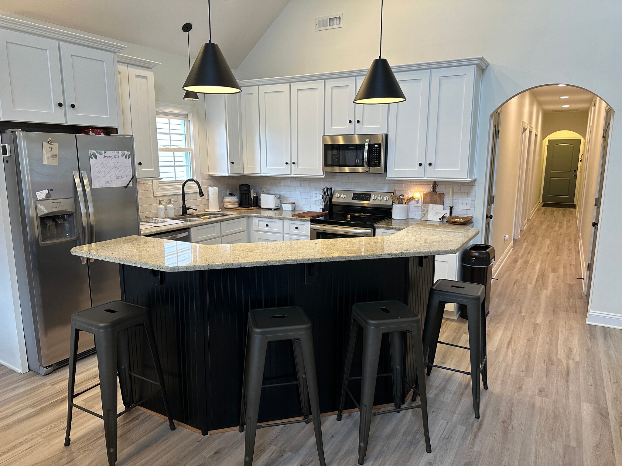 Building Photo - 521 Capstone Dr