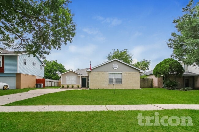 Building Photo - 18603 Bridoon Dr