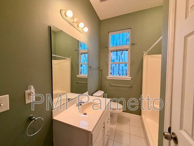 Building Photo - 274 Ambling Cir