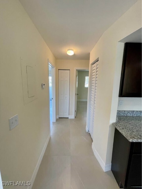 Building Photo - 4052 Bayshore Dr