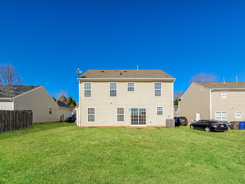 Building Photo - 3579 Thornaby Cir