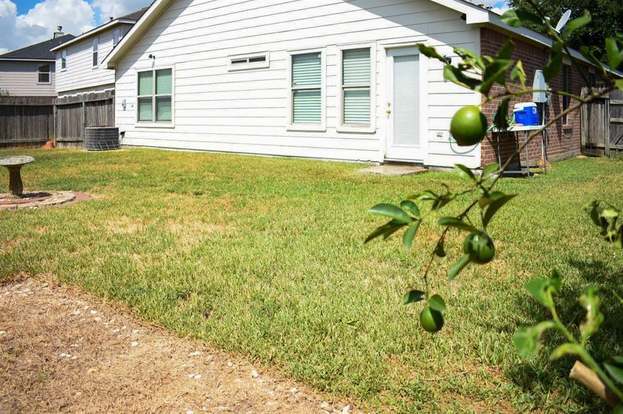 Building Photo - 21235 Bending Green Way