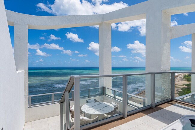 Building Photo - 3100 N Ocean Dr