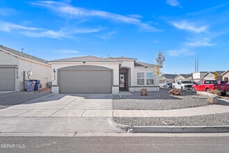 Building Photo - 5025 Marcella Santillana