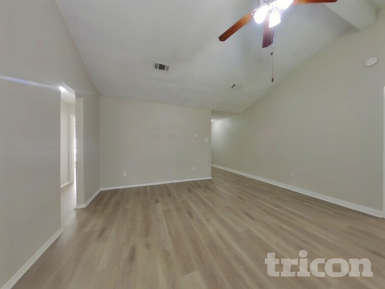 Building Photo - 4511 Burkegate Dr