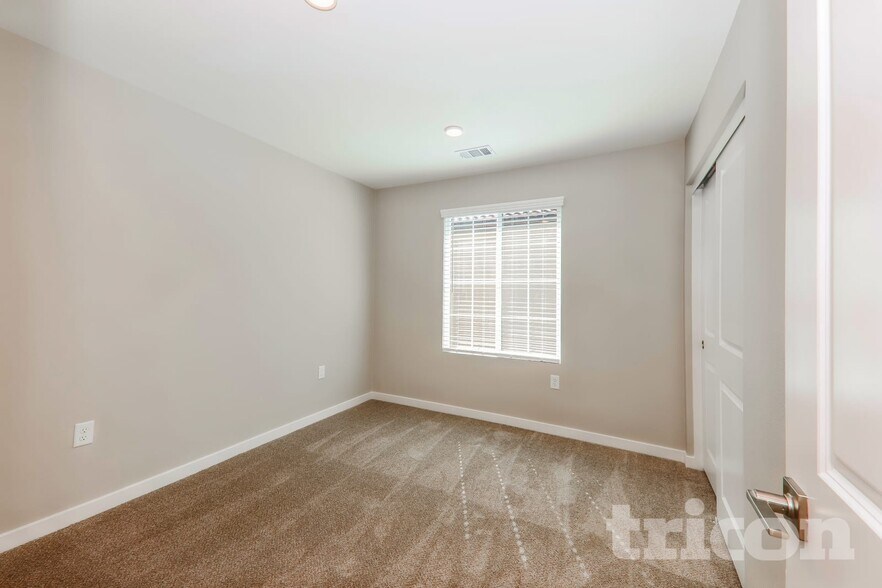 Building Photo - 29430 Cumaru Ct