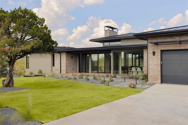 Building Photo - 4315 City Park Rd