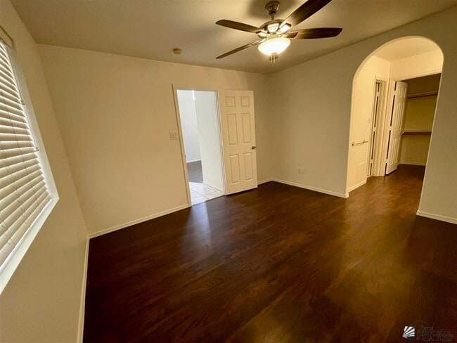 Building Photo - 10736 Calle Raquel