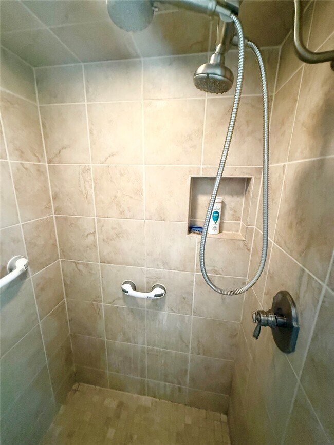 Building Photo - 14831 Royal Birkdale St