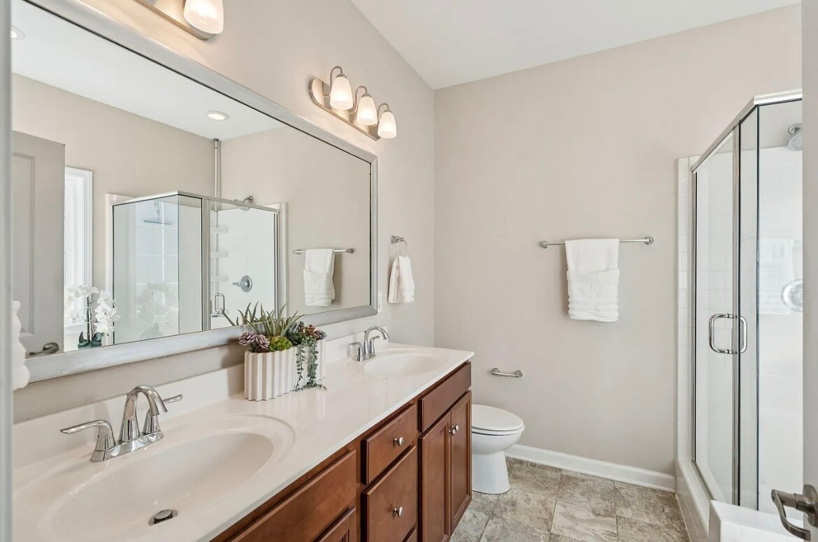 Building Photo - 1546 Fishbone Dr