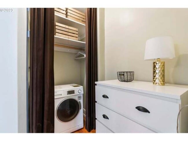 Building Photo - 20 NW 16th Ave