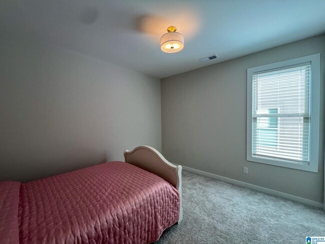 Building Photo - 4740 Arden Wy