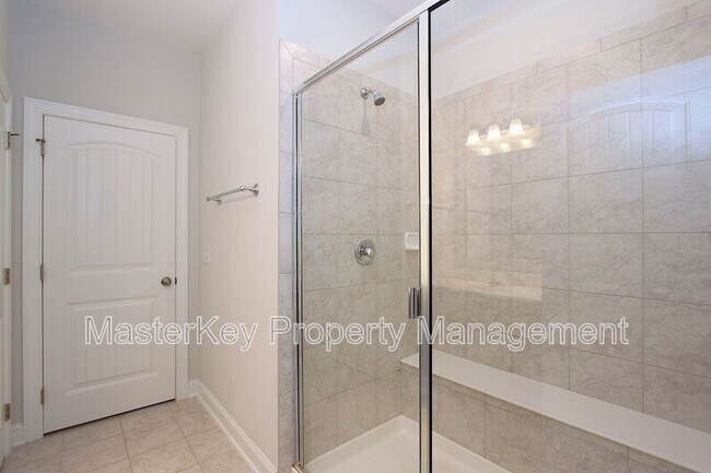 Building Photo - 1328 Farm Pond Trail
