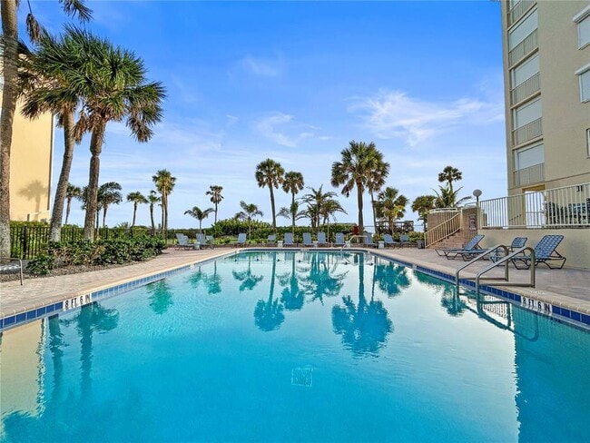 Building Photo - 4325 Gulf of Mexico Dr
