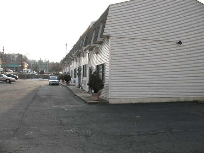 Easy Access - 2355 Susquehanna Rd