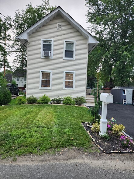 Primary Photo - 30 Taylor Pl