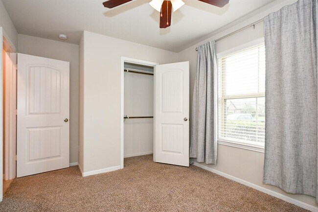 Building Photo - 29354 Dunns Creek Ct