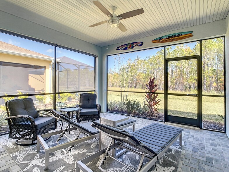 Building Photo - 875 Coral Reef Way