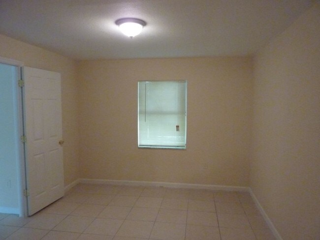Primary Photo - 2591 NW 56th Ave