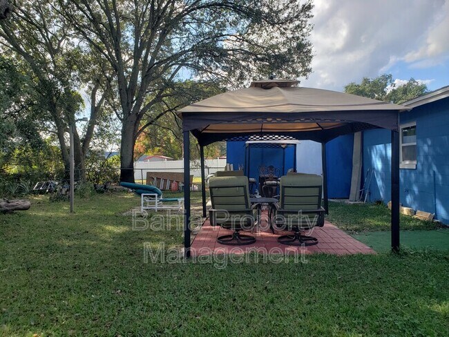 Building Photo - 4654 Alhama St