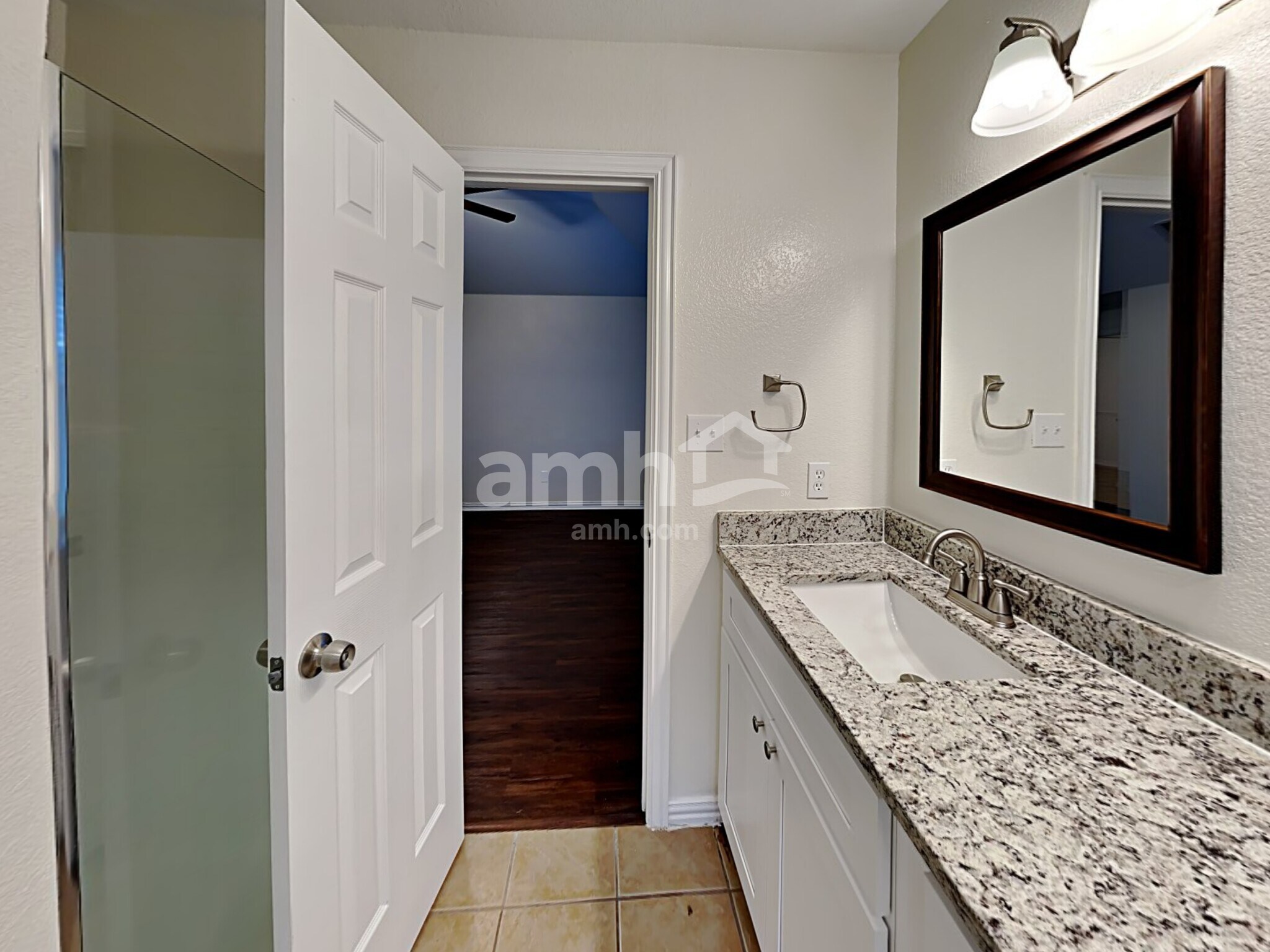 Building Photo - 87 Elmwood Trail